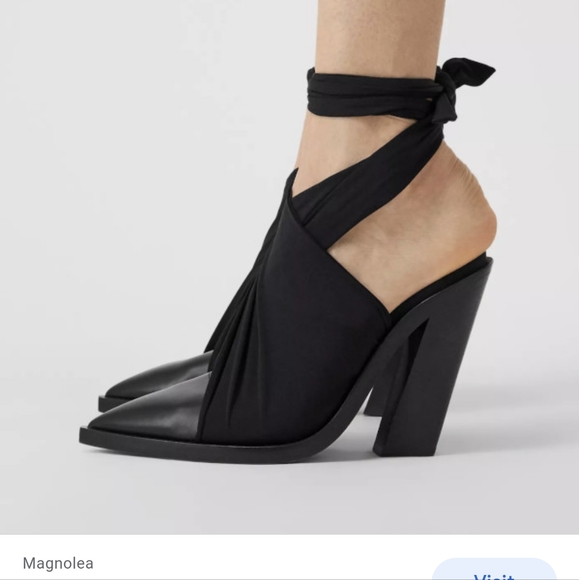 Burberry mules, size 8, brand new! - Picture 3 of 3